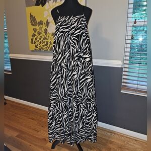 Time and Tru Black and White Zebra Print Maxi Dress